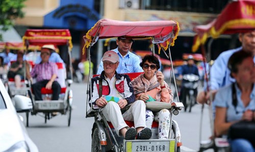 Việt Nam đón lượng khách quốc tế lớn nhất từ trước đến nay